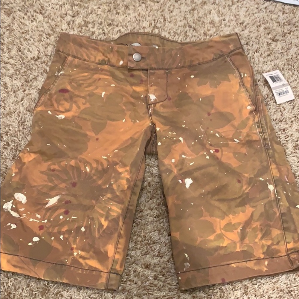 Grail Bermuda shorts